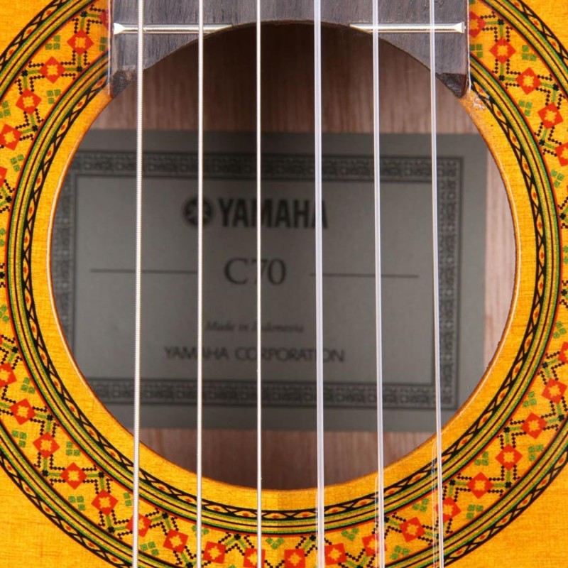 4 گیتار مناسب برای شروع [با اولویت خرید]